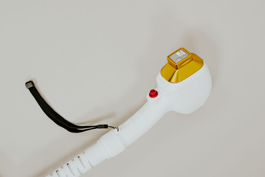 spot laser diode large pour l'épilation rapide des zones étendues